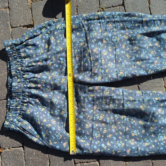 Loose Linen Pants, Dusky Florals, Women's Size M/L - Picture 4 of 15